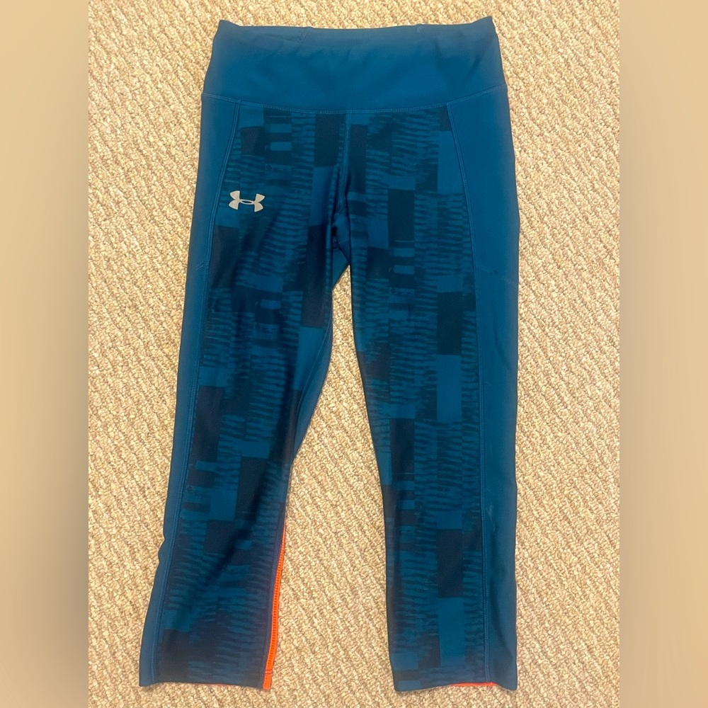 Under Armour Capri Leggings XS in blue and orange